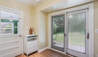 14006 PARKLAND Dr, Rockville, MD 20853