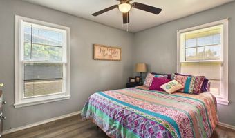 811 NW 7th St, Andrews, TX 79714