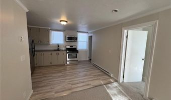33 Saint Elizabeth St 2, Bristol, RI 02809