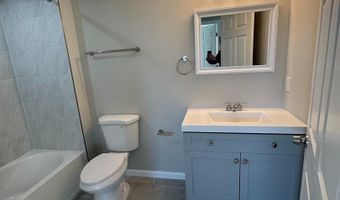 1812 H Pl NE #104, Washington, DC 20002