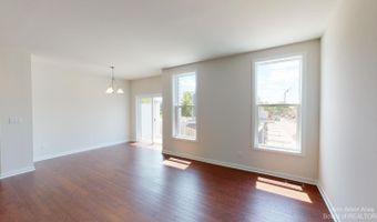 2704 S Spurway Dr, Ann Arbor, MI 48105