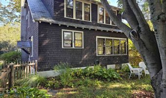 16 Vermont Ave, Brattleboro, VT 05301