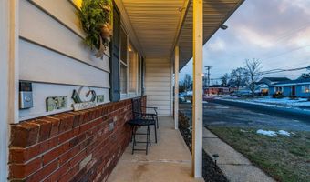 46 Bowline St, Beachwood, NJ 08722