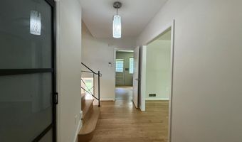 9209 E PARKHILL Dr, Bethesda, MD 20814