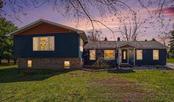 7818 N Luce Rd, Alma, MI 48801