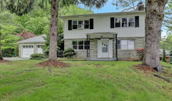 4 June Pl, Aberdeen, NJ 07747