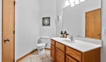 4510 Twain Cir 206, Ames, IA 50014