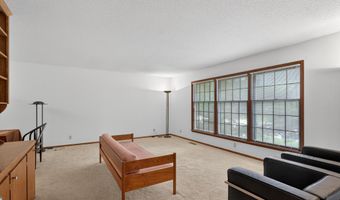 1814 Duff Ave, Ames, IA 50010