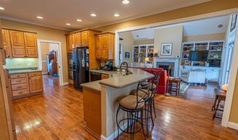 21030 Skyward Dr, Abingdon, VA 24211