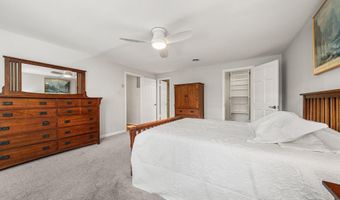3843 30TH St N, Arlington, VA 22207