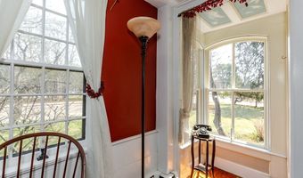 678 N Main, Attleboro, MA 02703