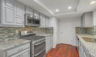 4821 Strickland Ave, The Colony, TX 75056