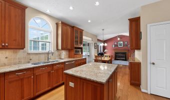 222 W HOPE Ct, Bear, DE 19701