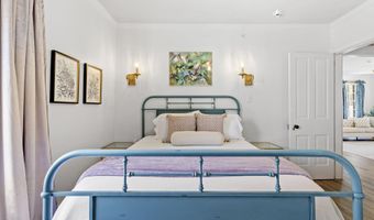 782 Water St, Biloxi, MS 39530