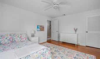 27 Christine Dr, Barrington, RI 02806