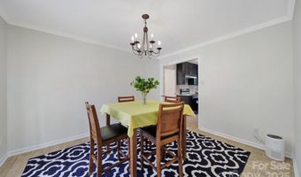 11818 Larkridge Ct, Charlotte, NC 28226