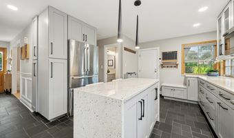 116 E Orchard St, Arlington Heights, IL 60005