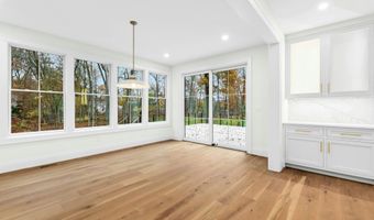 20 Marianne Rd, Darien, CT 06820