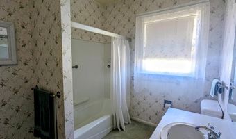 421 Center St, Ashland, OH 44805
