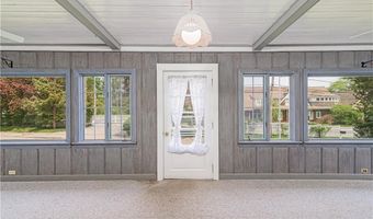 43 Standish Rd, Jamestown, RI 02835