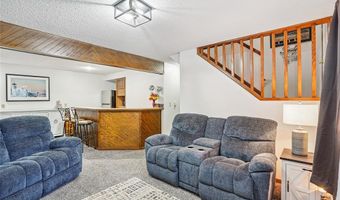 107 10th Ave SW, Altoona, IA 50009