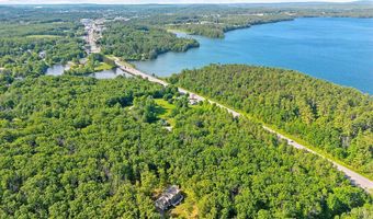25 Lake Grove Ln, Auburn, ME 04210
