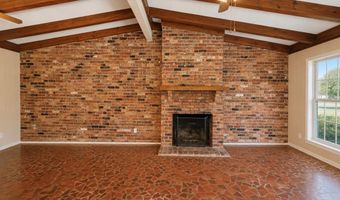 2408 Whispering Pines Cir, Albany, GA 31707