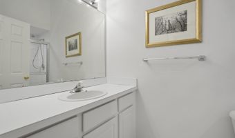 5841 Lafayette Ln, Ann Arbor, MI 48103