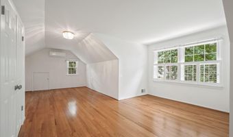 8524 DOTER Dr, Alexandria, VA 22308