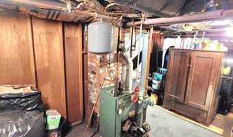18 Demers St, Berlin, NH 03570