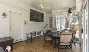 24 Huxley Dr, Amherst, NY 14226