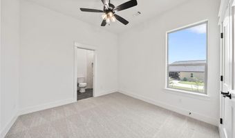 808 Dog Wood Rd, Weatherford, TX 76085