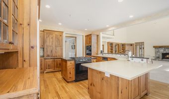 7540 Alaska Rdg SE, Alto, MI 49302