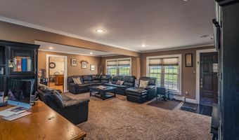 109 Golf Course Rd, Amsterdam, NY 12010
