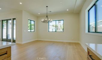 6250 Lindley Ave, Encino, CA 91316
