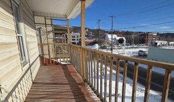 31 Granite St, Barre, VT 05641