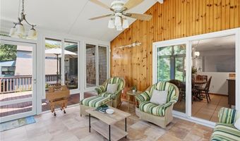 401 Gondola Ave, Jamestown, RI 02835
