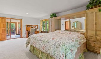 32 Beech Hill Rd, Campton, NH 03223