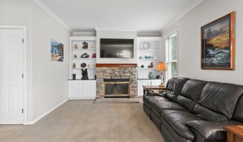 1196 Edgewater Ln, Antioch, IL 60002