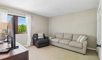 40032 N Trevino Ln, Antioch, IL 60002