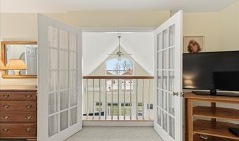 99 Dockside Ln, Belfast, ME 04915