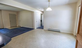 77 Knowles Rd, Belgrade, ME 04917