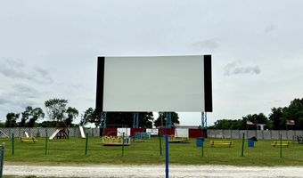 1601 E Church St, Aurora, MO 65605
