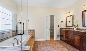 1605 Spinnaker Dr, Alpharetta, GA 30005