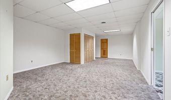 14 E Point Rd, Albrightsville, PA 18210