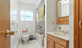 961 AVENUE C, Bayonne, NJ 07002