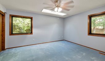 17699 S HOLLY Ln, Oregon City, OR 97045