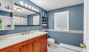 27 Frederick Dr, Bayville, NJ 08721