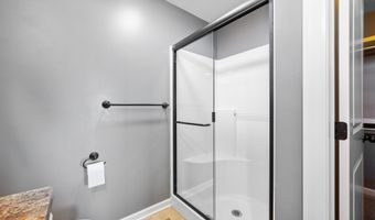 2018 E Clover Ct, Andover, KS 67002