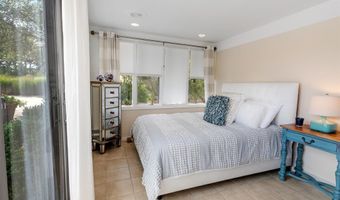 49 Gilberts Path, Amagansett, NY 11930